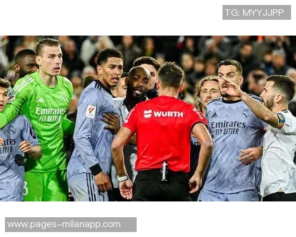 多尔古面临停赛危机18轮已获4黄牌再黄将缺席对狼队之战