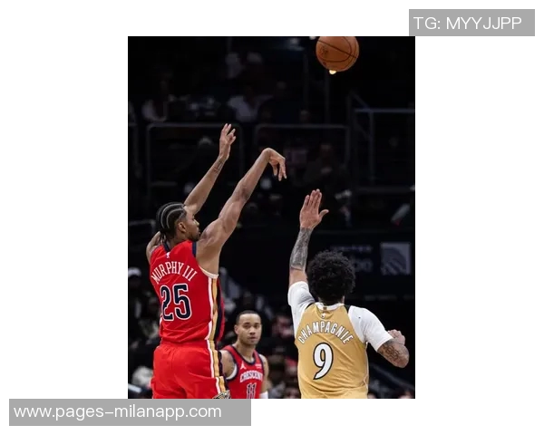 墨菲表现全面却手感不佳17投7中三分球失准仍砍下21分7篮板8助攻 墨菲表现全面却手感不佳17投7中三分球失准仍砍下21分7篮板8助攻